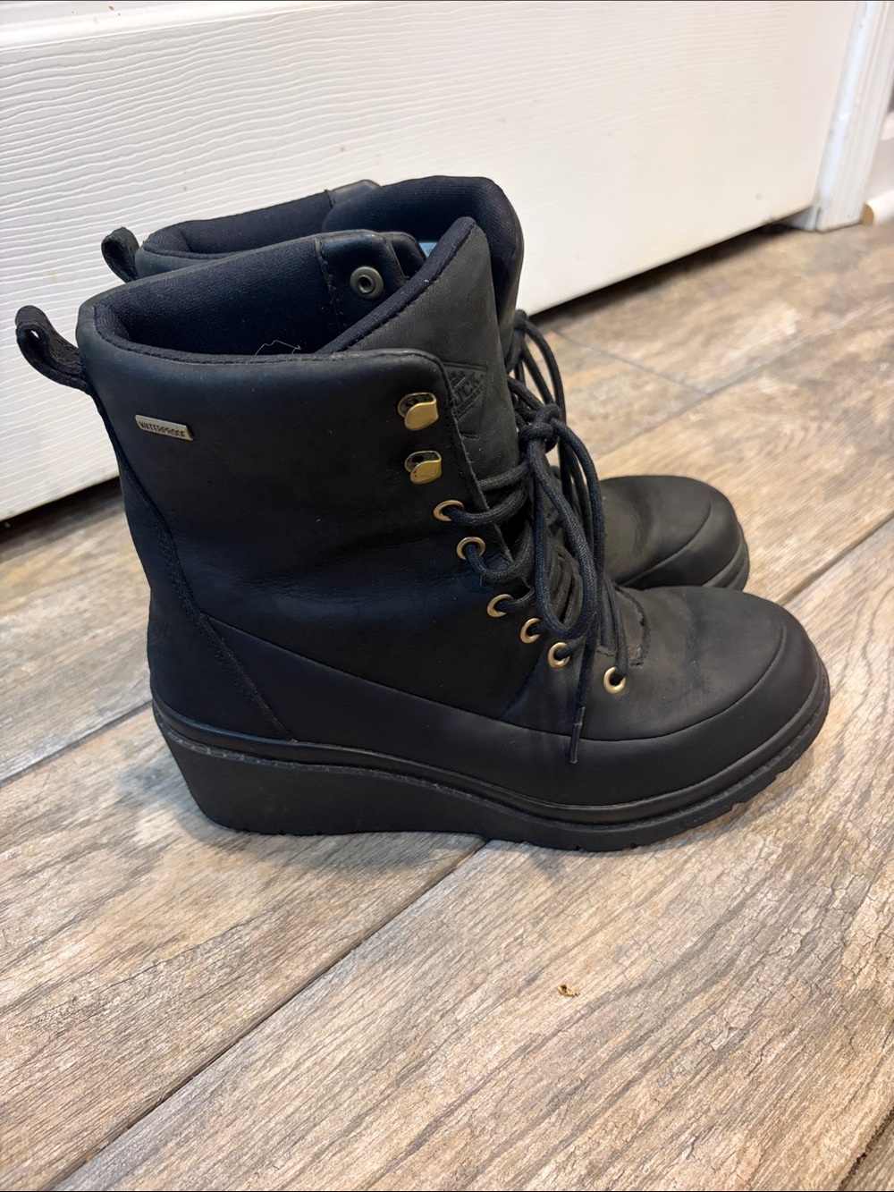 Muck Liberty wedge boots black Women’s size 8